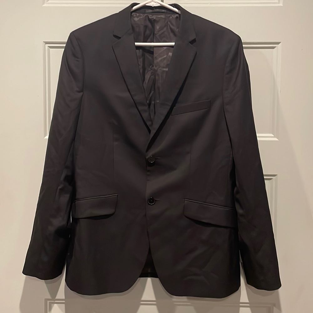 NWT Guess black slim suit size 40 jacket size 31 pants